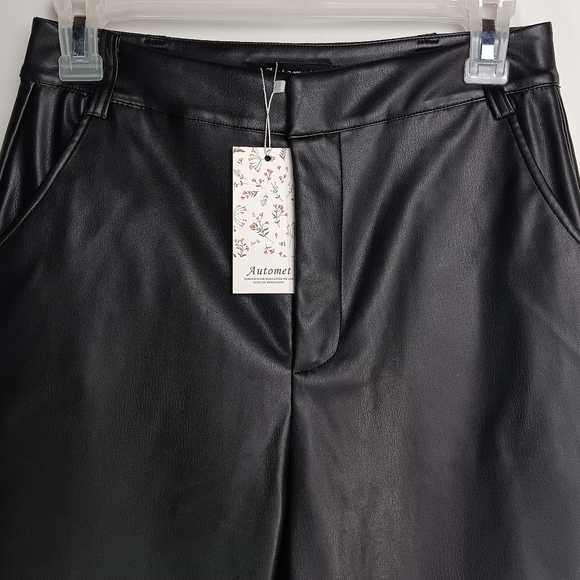AUTOMET Black Matrix Faux Leather Wide Leg Pants Raw Hem Size Small NWT - Picture 3 of 8